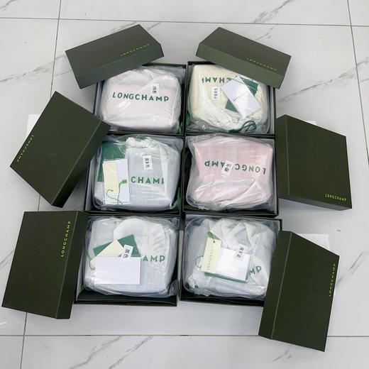 法珑骧᷂包原单进口小山羊皮手提化妆包单肩斜挎小方包盒子包饭盒包枕头包女 商品图5