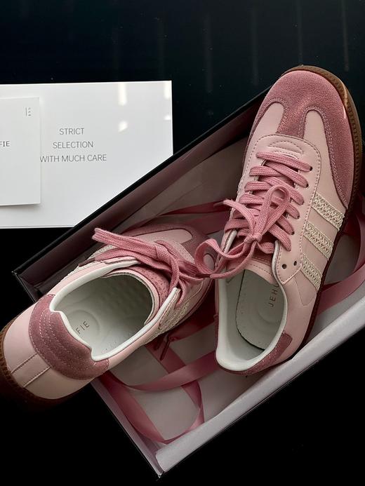 牛皮+羊皮，真皮德训鞋！纪华菲年新款银蕾丝德训鞋+送绸缎鞋带，两种不同穿法！ 商品图6