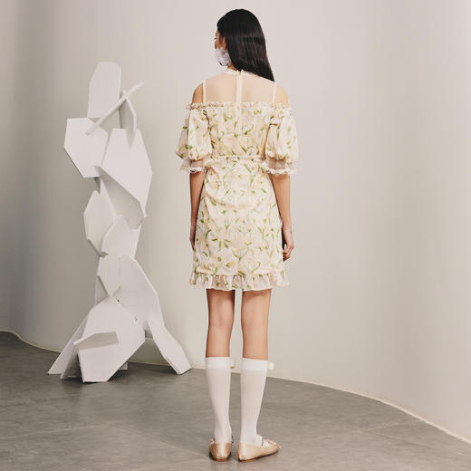浅黄蕾丝泡泡袖收褶连衣裙茶歇裙春MC88DR031F30 商品图4