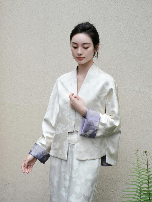 盛唐婧 |双面穿凤戏牡丹真丝外套 商品图9