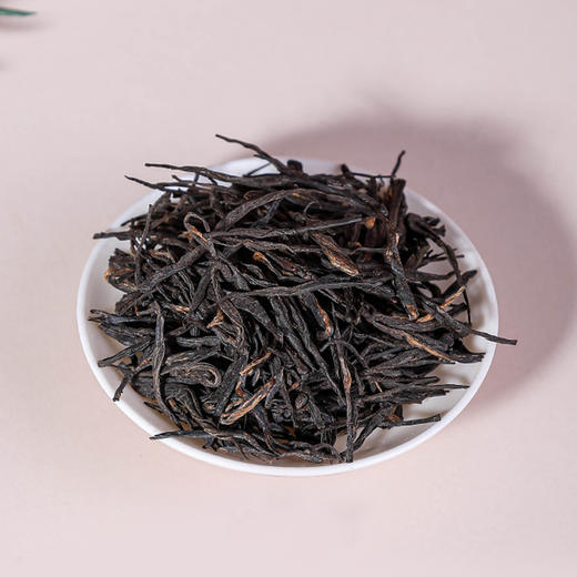 【买5送1】2025《桃夭》古树滇红 100克*1罐  红茶 商品图2