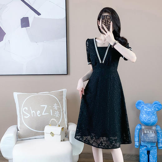 奢姿2025年夏装新款大码女装气质蕾丝连衣裙胖妹妹方领时尚裙子9932852722【1】 商品图1