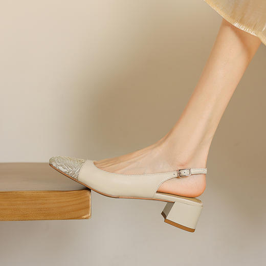 【预售5天】圆头浅口拼接，中粗跟后空包头凉鞋WC&M2332 商品图4