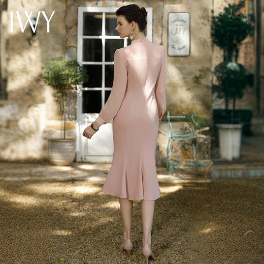IWY/气质优雅粉西装连衣裙女夏季宴会礼服纱裙收腰显瘦包臀鱼尾裙Q1055-P 商品图2