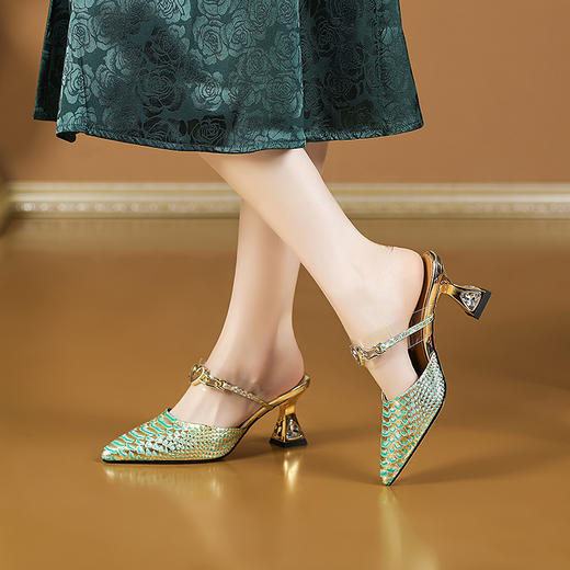 【预售5天】个性鱼皮纹，真皮高跟包头半拖鞋PLGZ&B1951 商品图6