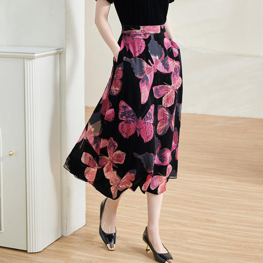 米思阳2025夏季新款国风优雅气质半身裙高级感丝绒立领A字裙1713 商品图1