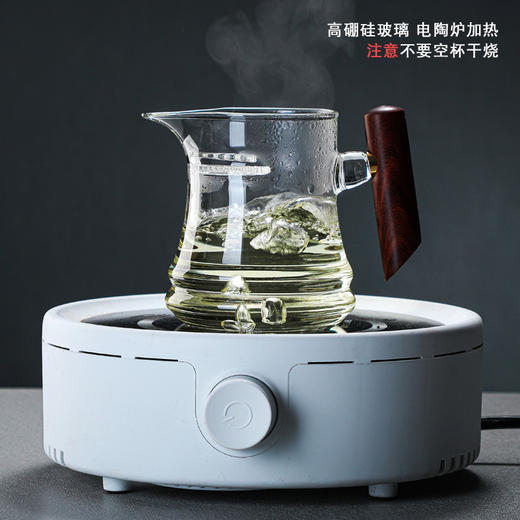 益思泉丨木雀公杯 带过滤 实木握把 玻璃公道杯 高硼硅玻璃 350ml 可电陶炉加热 商品图2