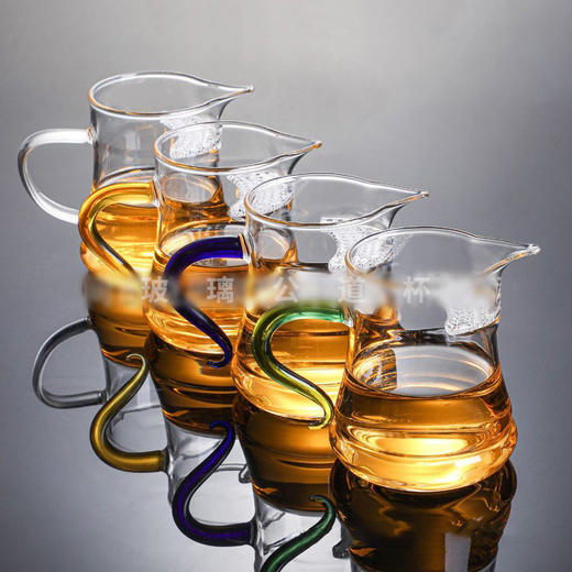 益思泉丨 茶漏一体公道杯 茶海 高硼硅玻璃 茶具 分茶器 泡茶杯 350ml 多款可选 商品图0
