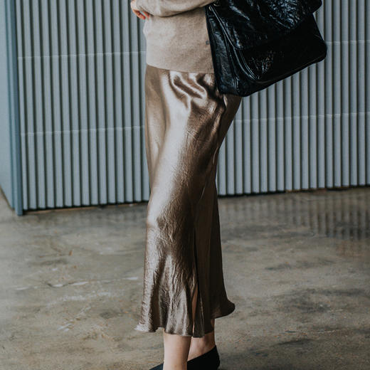 【捡漏专区/不退不换】MOiKKA鎏光鱼尾裙【上海仓发货】 商品图1