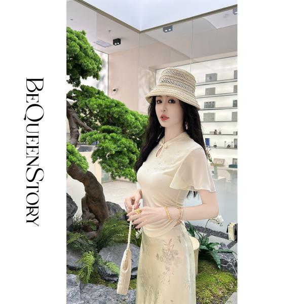 【大货孤品，不退不换】【花月兰舟 】新中式腰部抽褶设计显瘦国风水滴镂空领上衣