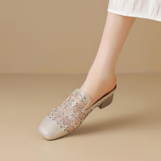 品质好货 | Safiya/索菲娅2024夏季外穿穆勒鞋透气时尚半拖 SF42110701 商品图0