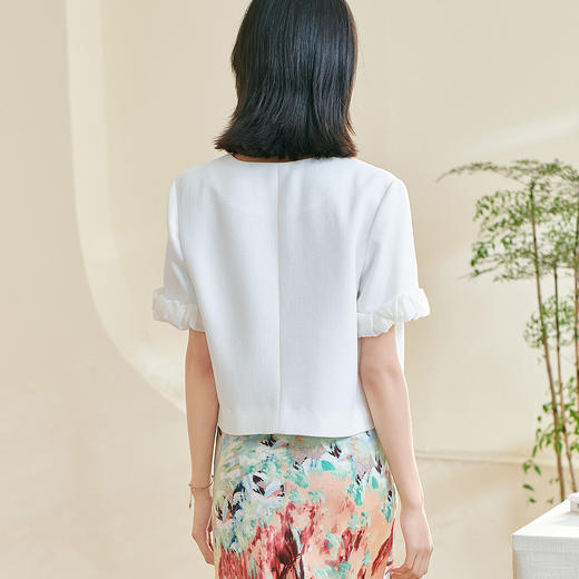剩S/L/XL/XXL 米思阳2025夏季新款小香风简约通勤短外套百搭花边袖肌理上衣0504 商品图2