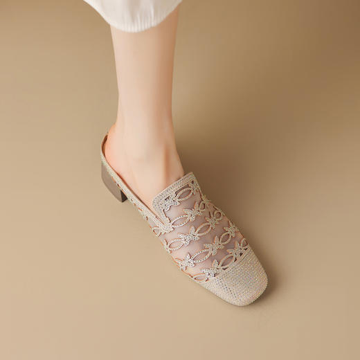 品质好货 | Safiya/索菲娅2024夏季外穿穆勒鞋透气时尚半拖 SF42110701 商品图7