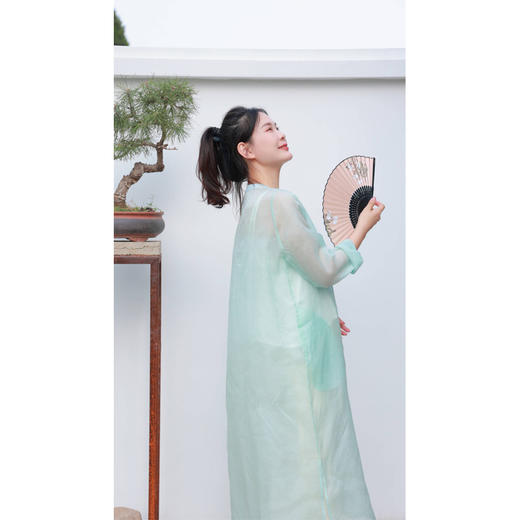 【2026东衣作】开襟长衫（24707323天缥） 商品图4