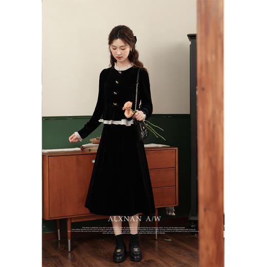 鹿向南《怦然心动》黑色丝绒连衣裙春秋款女假两件富家千金感裙子 商品图2