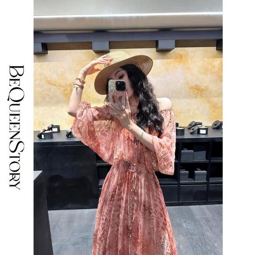 余潇潇【狂野女帝】设计感重工100桑蚕丝灯笼袖收腰连衣裙 商品图4