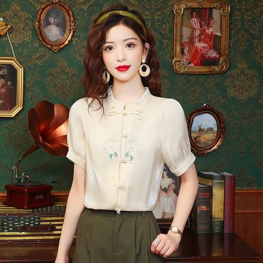 【新中式减龄重工上衣】新中式国风立领短袖雪纺衬衫女春夏爆款重工刺绣洋气百搭减龄上衣-FSXPDC0405 商品图1
