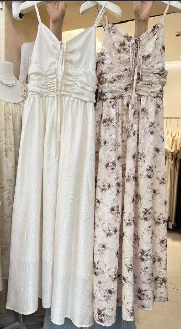 【门店同款】ENJOY夏季浪漫-气质褶皱抽绳连衣裙 157303106 商品图0