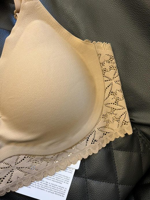 410-3 LP蕾丝无痕聚拢文胸 黑色 珍珠白 裸肤色 奶咖色 商品图9