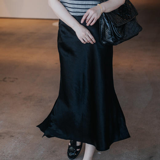 【捡漏专区/不退不换】MOiKKA鎏光鱼尾裙【上海仓发货】 商品图3