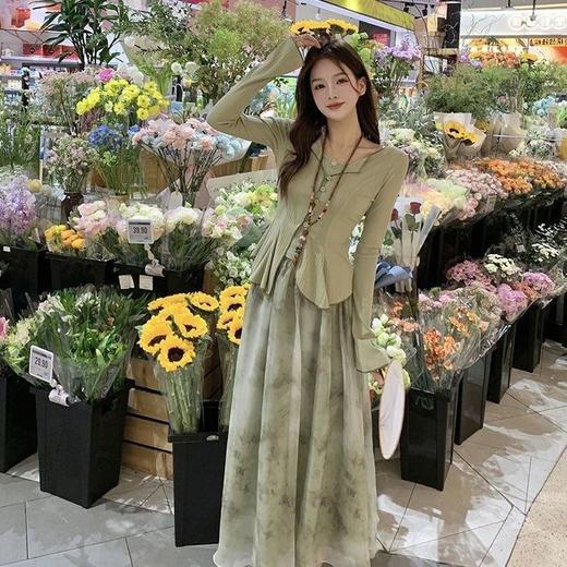 【新中式半身碎花裙】新中式连衣裙三件套装女2024新款长袖防晒开衫吊带背心碎花半身裙-FSXPDC0404 商品图2