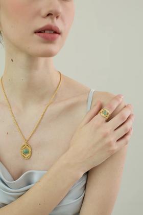 SOL DE VERANO 红墙系列亚马逊石项链