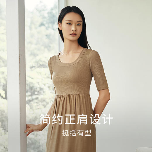 【露出天鹅颈】金三塔桑蚕丝睡裙女舒爽不易皱简约可外穿睡衣家居服  YZFEB303 商品图1