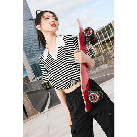 【积分换购不退货】【特惠不退货】诗凡黎条纹T恤2023夏季新款翻领黑白条韩式短款甜美减龄短袖3E5700711 商品图3