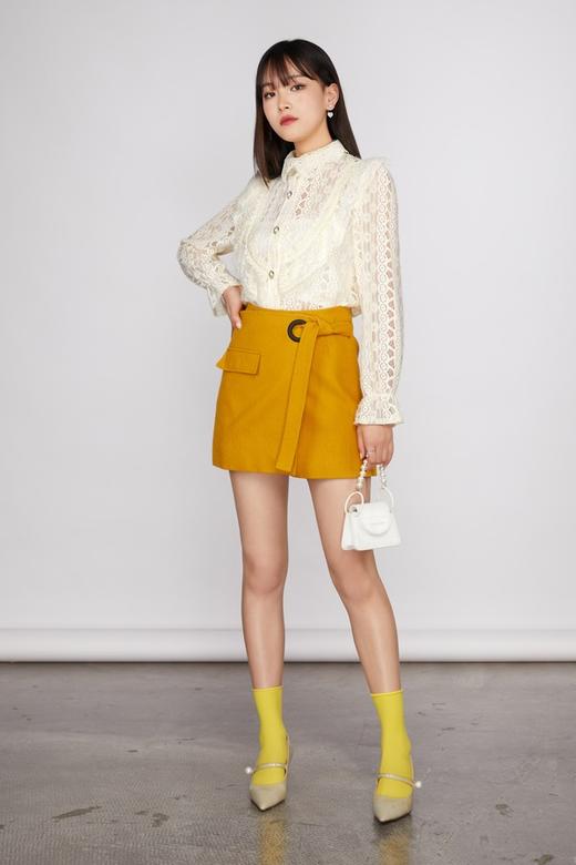 amadella 刺绣蕾丝领珍珠纽扣衬衣 11248 商品图1