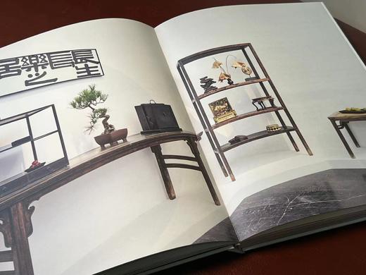 《氤氲长物：中国古代书房艺术》，王伟昌编著，精装，开本：787mm×1092mm 8开，页数暂不详，西泠印社出版社2024年3月一版一印。定价398，售价358元。 商品图12