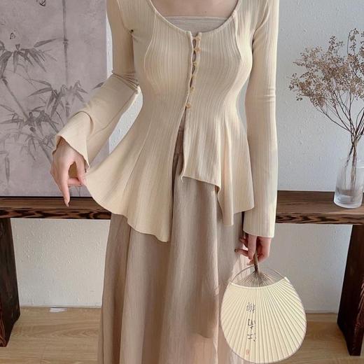 【新中式纯欲风半身裙三件套】纯欲风套装女春季新款打底吊带背心长袖开衫中长款半身裙三件套-FSXPDC0409 商品图2