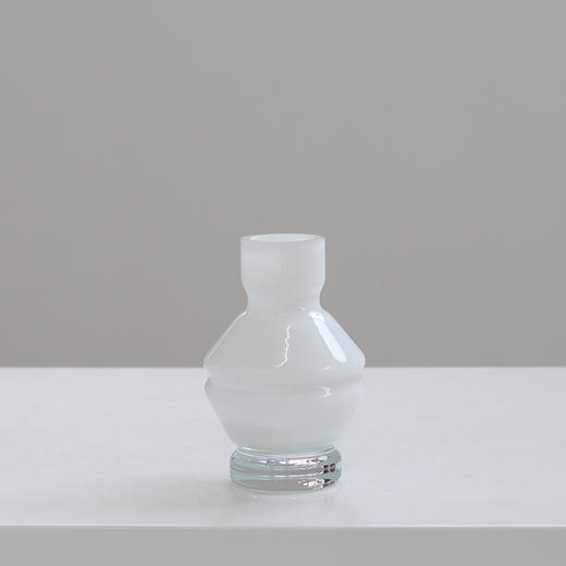 现代简约创意几何迷你加厚白瓷玻璃花瓶鲜花干花客厅餐桌花瓶批发 商品图4