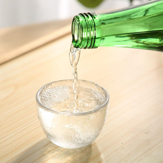 韩国青河酒300ml/010097 低度烧酒入口甘甜酒质清淡舒爽 商品图1