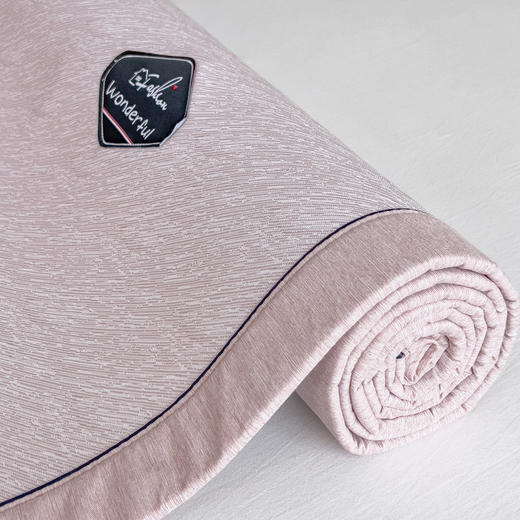 【轻奢质感冰丝席三件套】夏日冰爽凉感软凉席三件套 无痕无印三明治床笠式凉席 商品图4