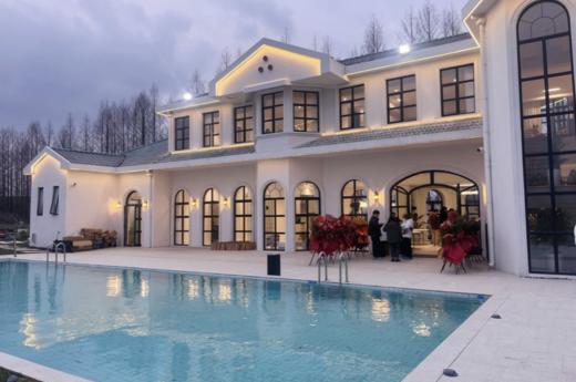 网红度假泳池别墅庄园 商品图1