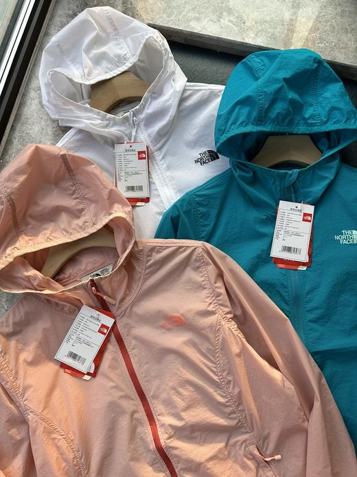 点此购买 北面春夏季女款糖果色防晒风衣 xj 284980 商品图4