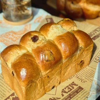 【茶馆茶点】葡萄干手撕面包丨经典风味 香醇松软  排单现做现发（满90元包邮） 商品图0