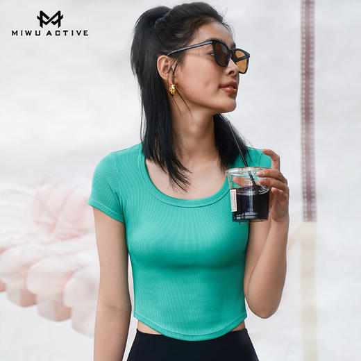 【清仓不退换】迷悟MW12T027简约时尚U领T恤 商品图3