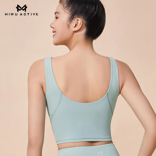 【清仓不退换】迷悟MW11V006v领简约背心 商品图8