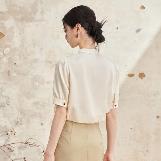 暗纹缎面新中式小立领吊珠盘扣衬衫女春夏季古韵端庄衬衣V1140881 商品图4