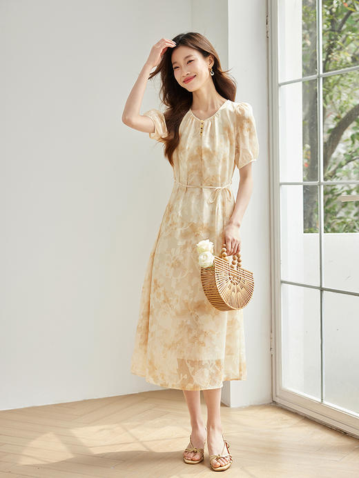 【专属特价】熙世界剪影琉璃印花雪纺连衣裙夏季新款收腰度假风茶歇法式裙子 商品图4