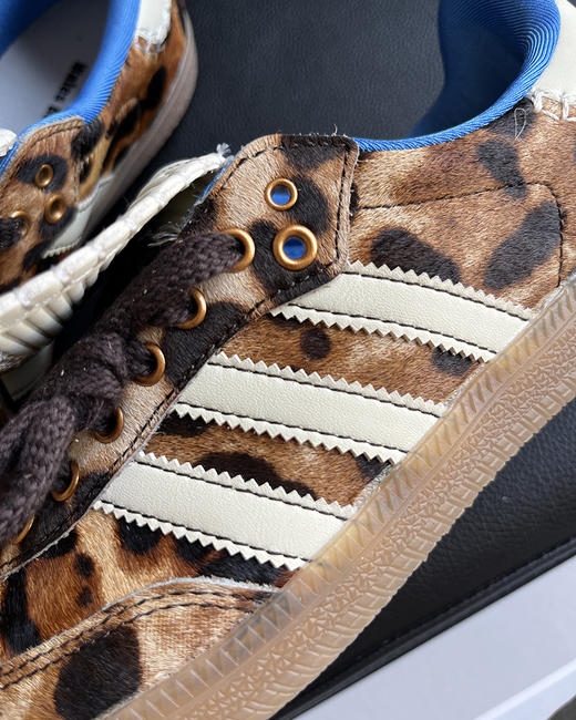 现货 THS 4.13-无 阿迪家 情侣款 好看好穿好搭配联名板鞋 4色 QZ083 商品图10