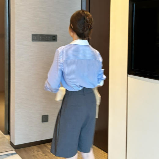 25特价 2404211    打褶修饰  薄 四分短裤 商品图5