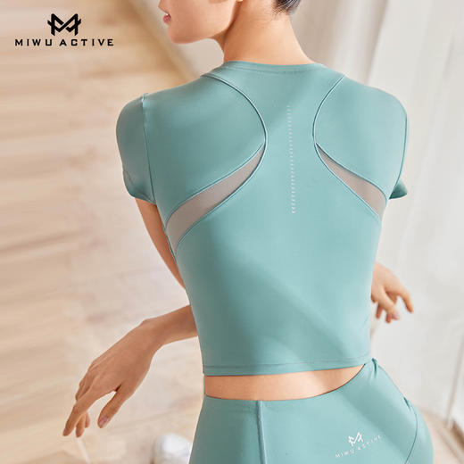 【清仓不退换】迷悟MW11T013后背拼网纱T恤 商品图0