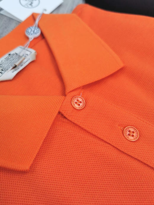 H马 2024春夏 字母刺绣小标 纯色丝光珠地棉 翻领短袖POLO衫 Z-11592 商品图7