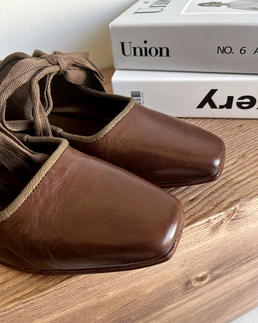 现货 THS 4.13-限时 女士 复古法式绑带水洗鞋 小众随性玛丽珍小皮鞋 2色 BZ1165 商品图4