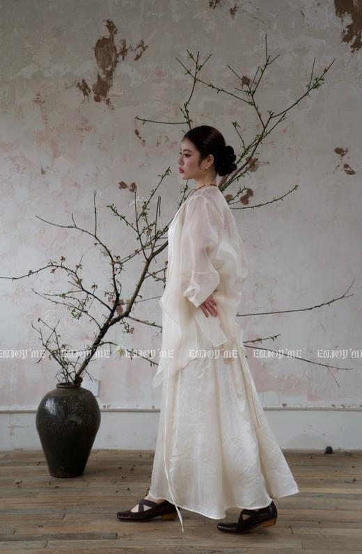 【门店同款】ENJOY夏季云敛-银装素裹系带衬衫 157309461 商品图8