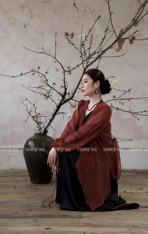 【门店同款】ENJOY夏季云敛-银装素裹系带衬衫 157309461 商品图1