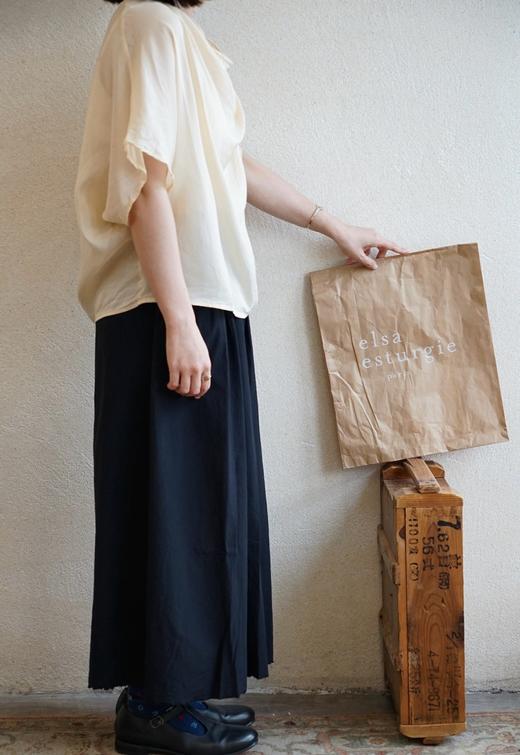 elsa esturgie 法式慵懒真丝垂领上衣 商品图5