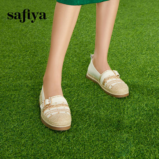 Safiya/索菲娅2024春国风编织钻扣浅口平底懒人一脚蹬渔夫鞋 SF41111432 商品图2